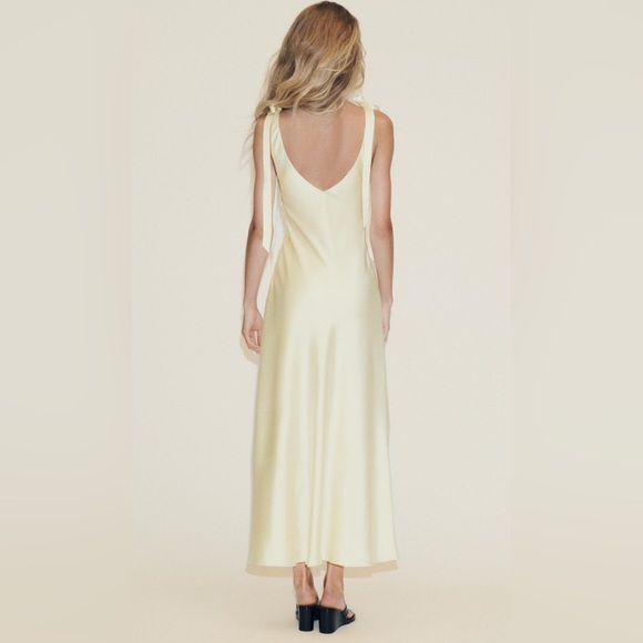 🔥🔥Zara satin Maxi Dress - Picture 3 of 6